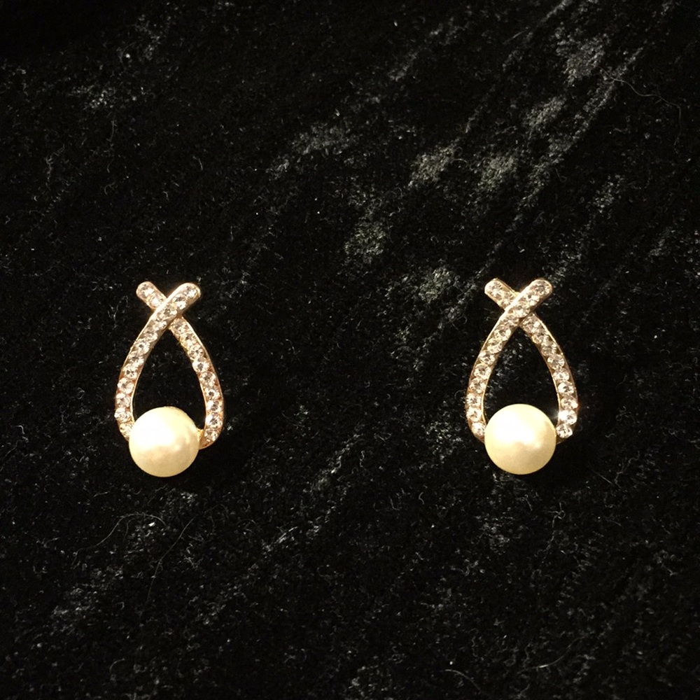 Crystal and Pearl Earring